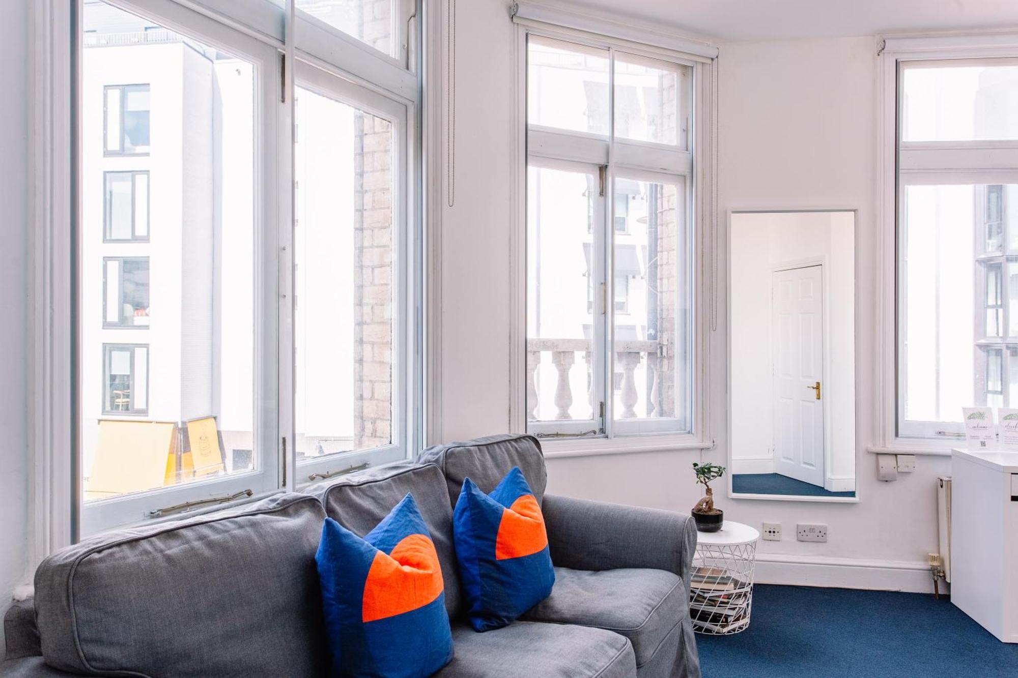 Apartments Are Located In The Heart Of Shoreditch Лондон Экстерьер фото