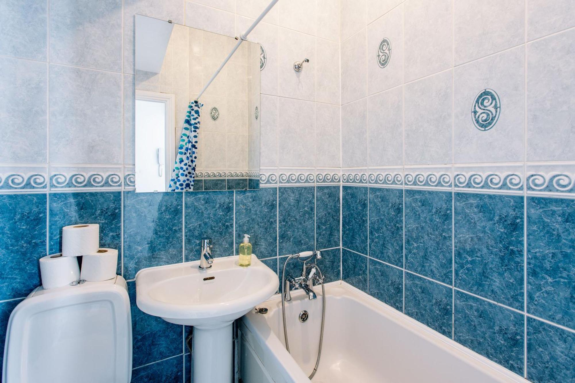 Apartments Are Located In The Heart Of Shoreditch Лондон Экстерьер фото