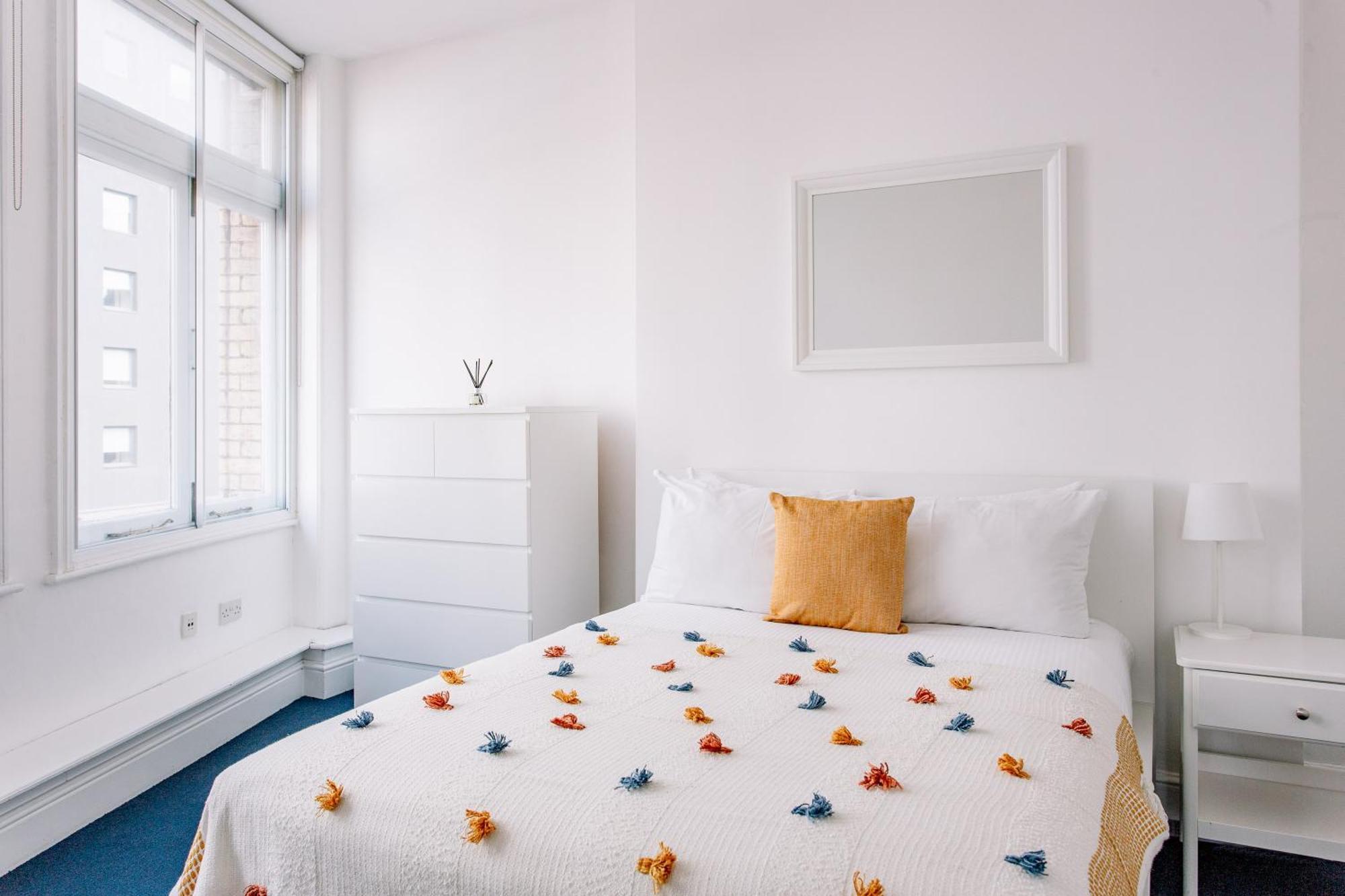 Apartments Are Located In The Heart Of Shoreditch Лондон Экстерьер фото